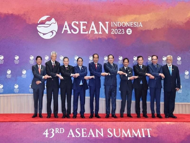 Các nhà lãnh đạo ASEAN tham dự Hội nghị. ( Ảnh: VGP)