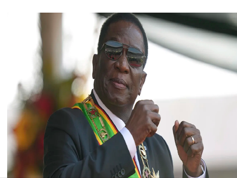 Tổng thống Zimbabwe Emmerson Mnangagwa tuyên thệ nhậm chức nhiệm kỳ 2 tại thủ đô Harare ngày 4/9 (Ảnh: Reuters)