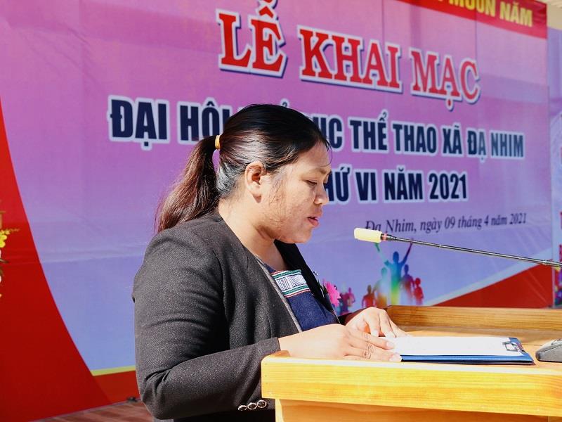 Đồng chí Kơ Să K’Kim - Chủ tịch UBND xã phát biểu khai mạc đại hội