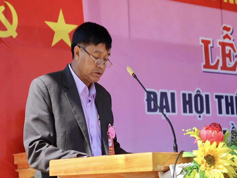 Đồng chí Cil Poh - Phó Chủ tịch UBND huyện phát biểu chỉ đạo tại đại hội