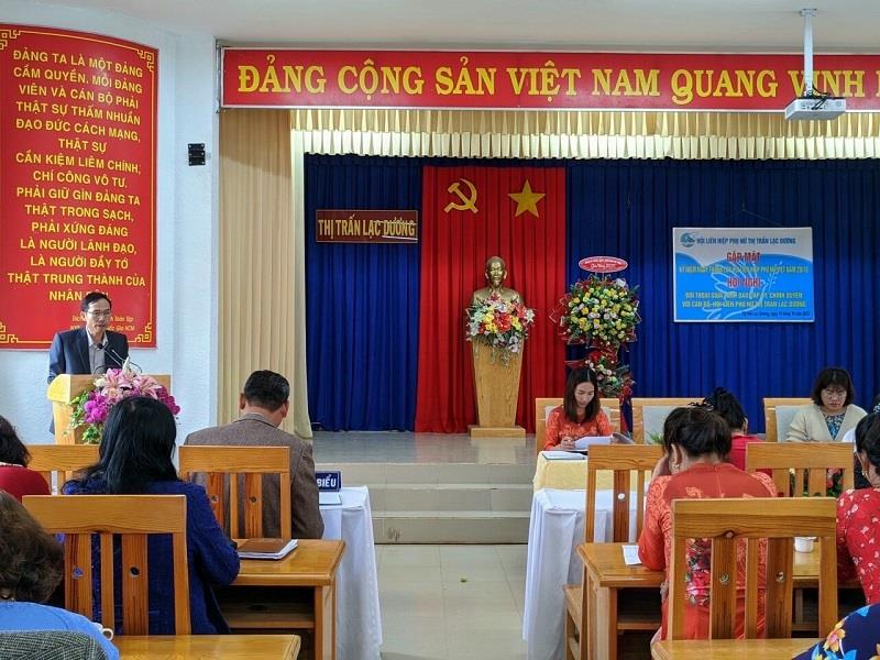 Quang cảnh hội nghị gặp mặt và đối thoại