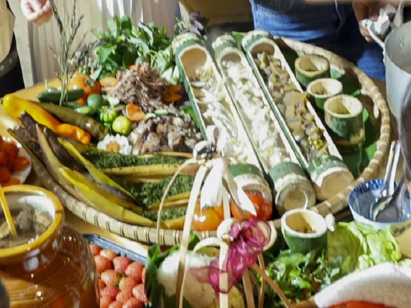Các món ăn truyền thống của đội thi xã Lát đoạt giải nhất Liên hoan ẩm thực