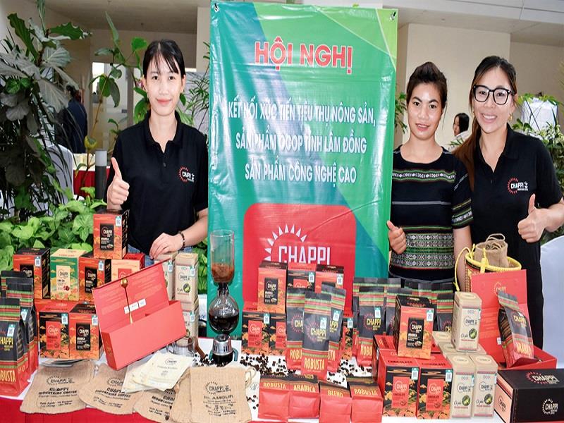 Các dòng sản phẩm cà phê chế biến từ nguyên liệu sản xuất cà phê bền vững của buôn làng xã Đạ Chais, huyện Lạc Dương