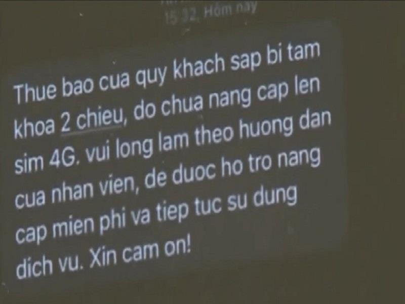 Tin nhắn có tính chất lừa đảo nâng cấp sim điện thoại gửi đến người bị hại. (Ảnh chụp màn hình)