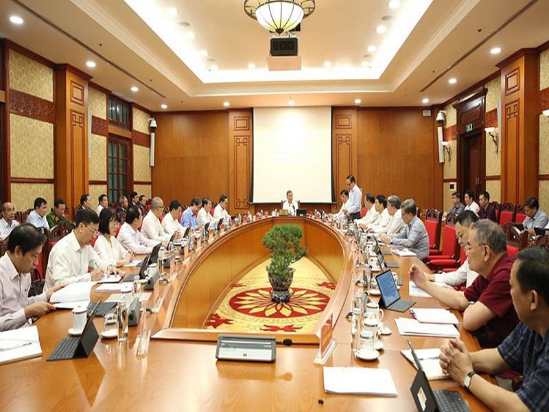 Tổng Bí thư yêu cầu tại cuộc họp này cần thẳng thắn đi vào những vấn đề tồn tại, hạn chế, những điểm nghẽn cần tập trung tháo gỡ