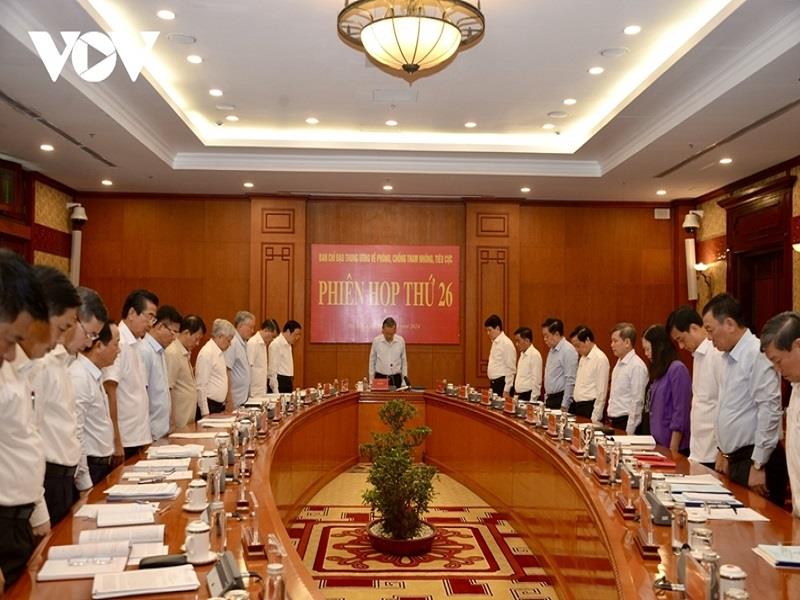 Trước khi vào Phiên họp, Ban Chỉ đạo đã dành phút mặc niệm cố Tổng Bí thư Nguyễn Phú Trọng. Ảnh: VOV