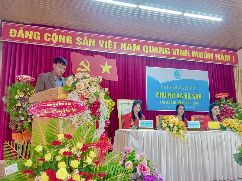 Đồng chí Trần Tuấn Anh - Bí thư Đảng ủy xã Đạ Sar phát biểu chỉ đạo tại Đại hội. Ảnh: Lê Phiêr