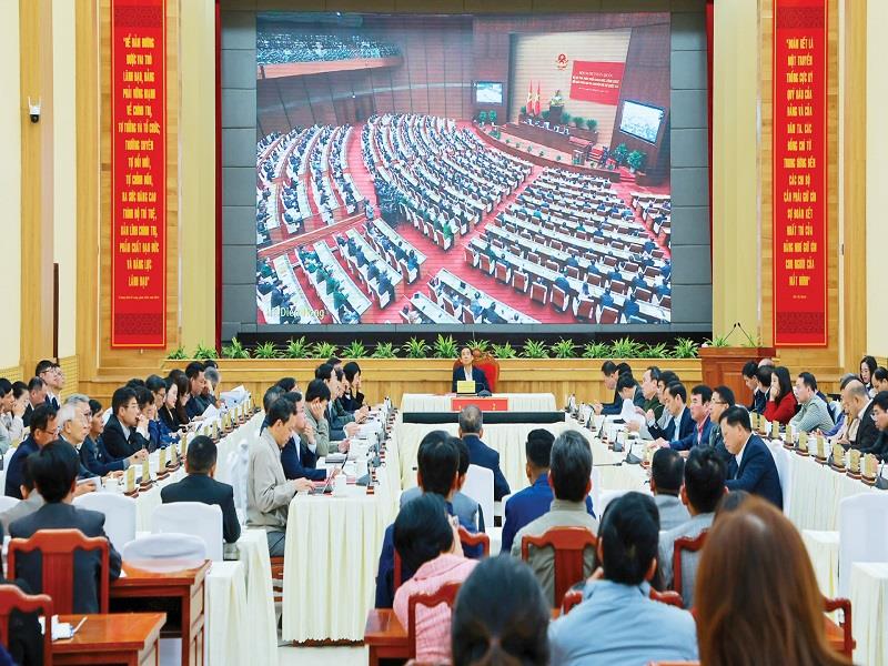 Các đại biểu tỉnh Lâm Đồng tham dự hội nghị do Ban Bí thư Trung ương Đảng tổ chức bằng hình thức trực tuyến, quán triệt Nghị quyết số 57 của Bộ Chính trị