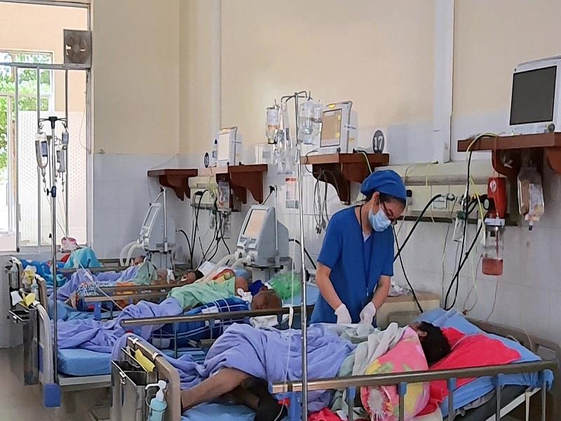 Theo dõi bệnh nhân tại Khoa Hồi sức - Tích cực chống độc, Bệnh viện Đa khoa Lâm Đồng