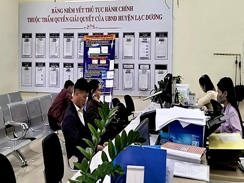 Huyện Lạc Dương tăng cường giải quyết thủ tục hành chính nhằm hạn chế nảy sinh bức xúc, đơn thư vượt cấp