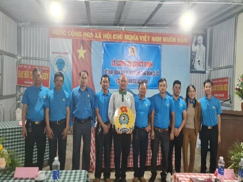 Công đoàn HTX Vận tải Lạc Dương là cơ sở đầu tiên của Lâm Đồng, thành lập năm 2025. Ảnh: Thu Hà