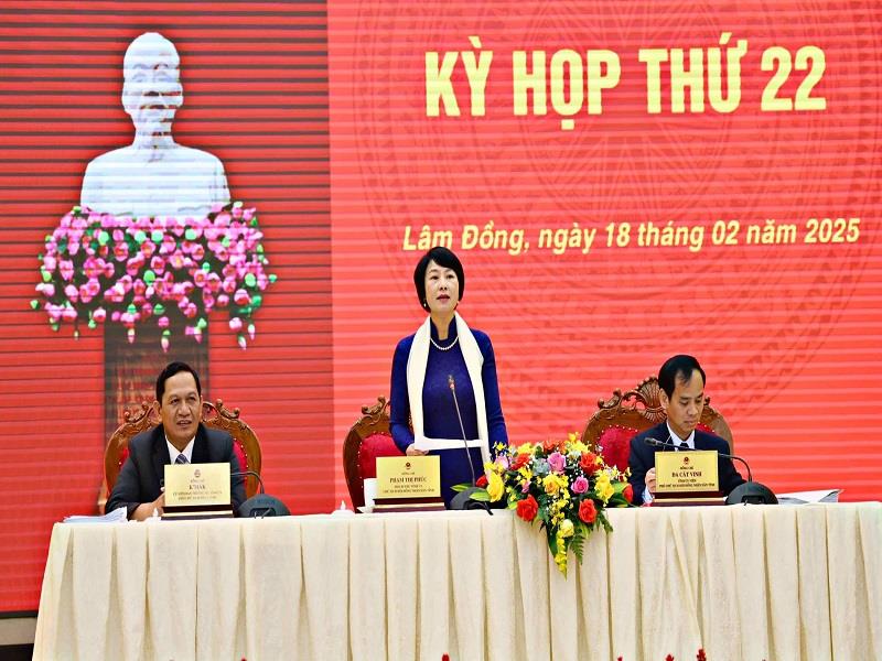 Chủ tọa điều hành Kỳ họp