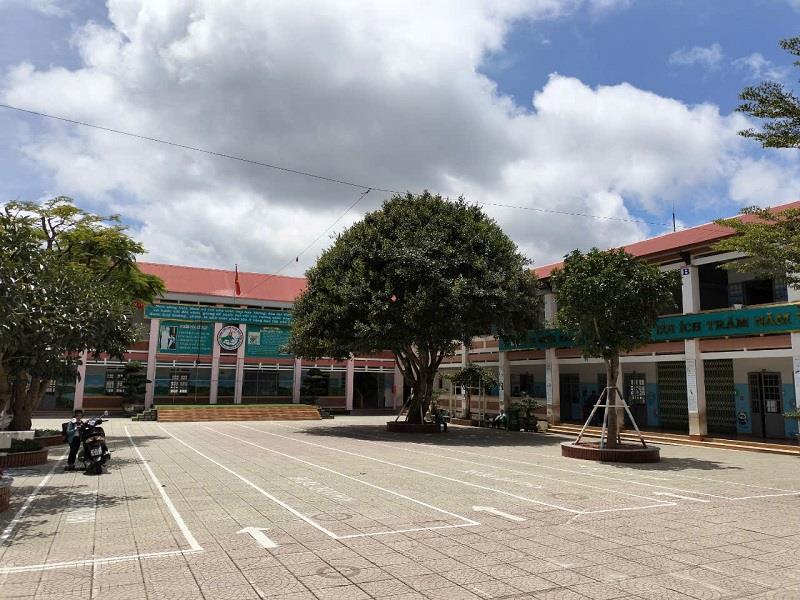Các hạng mục tôn tạo cảnh quan trường lớp tại trường tiểu học Trần Quốc Toản thị trấn Lạc Dương cơ bản hoàn thiện, môi trường giáo dục của nhà trường trở nên sáng, xanh, sạch và đẹp hơn