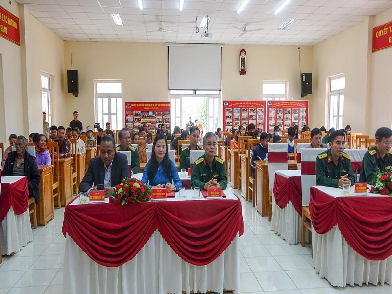 Các đại biểu tham dự chương trình