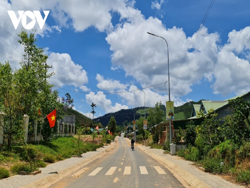 Vùng căn cứ cách mạng Đông Mang, xã Đạ Chais , huyện Lạc Dương đã thay da đổi thịt, đang trên đà phát triển