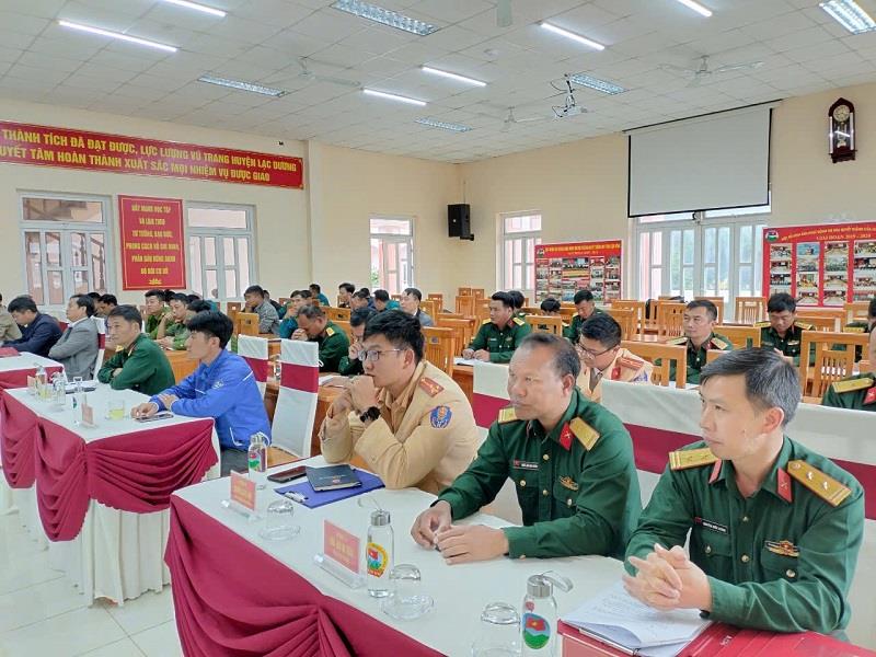 Các đại biểu tham dự sinh hoạt Ngày Pháp luật năm 2024