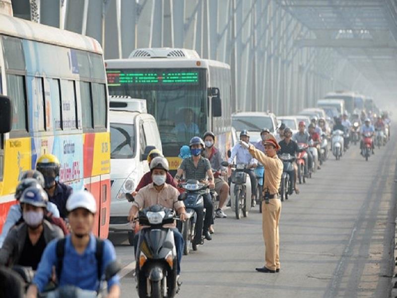 Bảo đảm trật tự, an toàn giao thông phục vụ nhu cầu đi lại của nhân dân dịp nghỉ lễ 30/4-01/5 và cao điểm du lịch hè 2024 - Ảnh: Chinhphu.vn