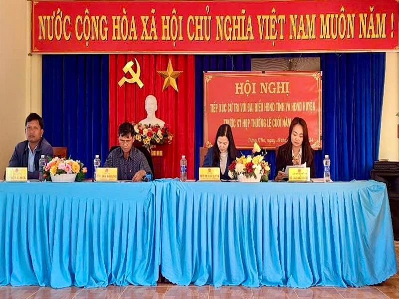 Đại biểu HĐND tỉnh và huyện Lạc Dương tiếp xúc cử tri tại xã Đưng K'Nớ sáng 19/11