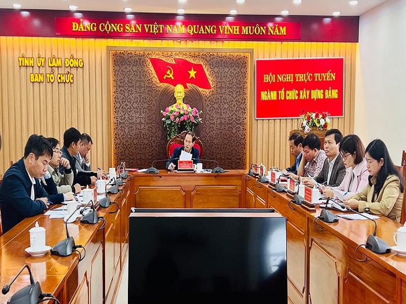 Các đại biểu tham dự Hội nghị quán triệt các văn bản mới của Trung ương tại điểm cầu Ban Tổ chức Tỉnh ủy Lâm Đồng