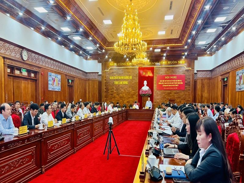 Quang cảnh Hội nghị quán triệt các chỉ thị, hướng dẫn và kế hoạch về công tác chuẩn bị đại hội Đảng các cấp nhiệm kỳ 2025 - 2030