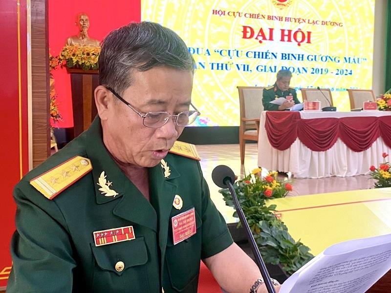 Đồng chí Trần Văn Hoá - Chủ tịch Hội CCB huyện Lạc Dương phát biểu khai mạc Đại hội