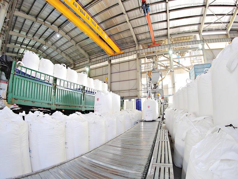 Lâm Đồng và Đắk Nông hiện tại đang là địa phương có trữ lượng bô xít lớn hàng đầu và đang có 2 dự án bô xít đã vận hành lớn nhất cả nước