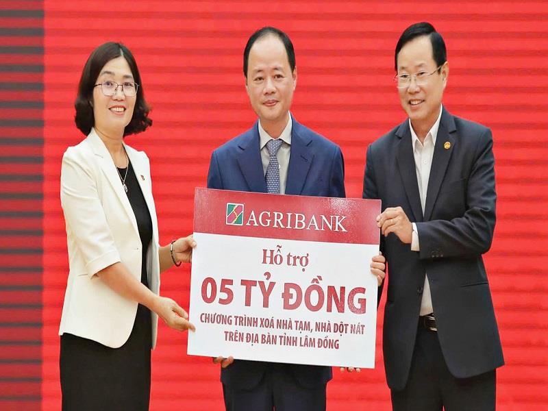 Chương trình Xóa nhà tạm luôn nhận được sự chung tay trách nhiệm của các doanh nghiệp, nhà hảo tâm