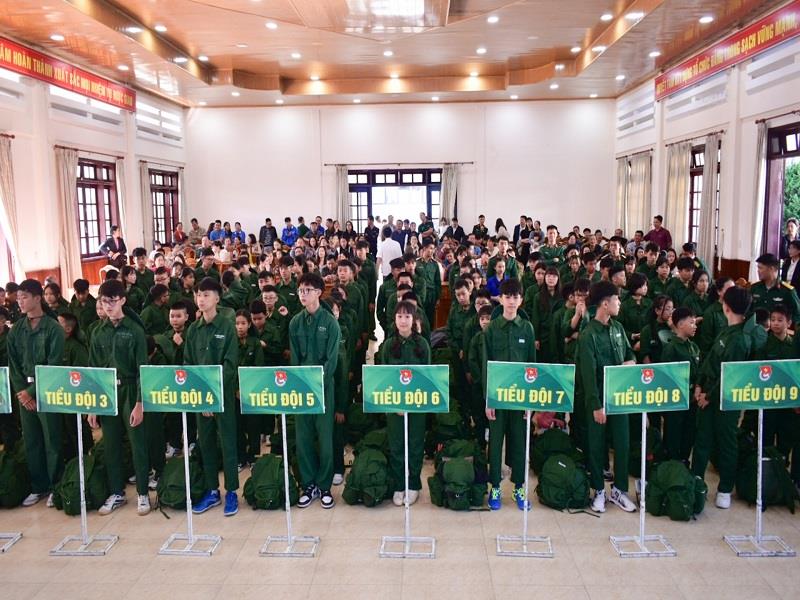 Các chiến sĩ nhí tham gia Học kỳ trong Quân đội do Tỉnh Đoàn Lâm Đồng phối hợp với Bộ Chỉ huy Quân sự tỉnh tổ chức. Ảnh: NQ