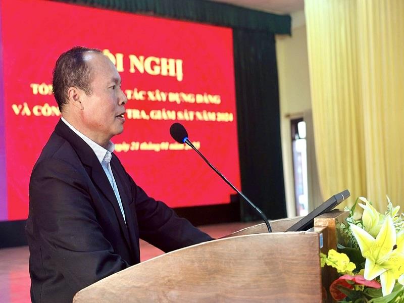 Đại biểu đóng góp ý kiến tại Hội nghị