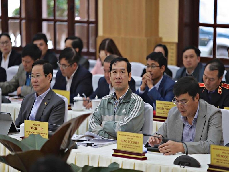 Đồng chí Đỗ Chí Tuệ - Phó Vụ trưởng Vụ địa phương III, Ban Tổ chức Trung ương tham dự Hội nghị
