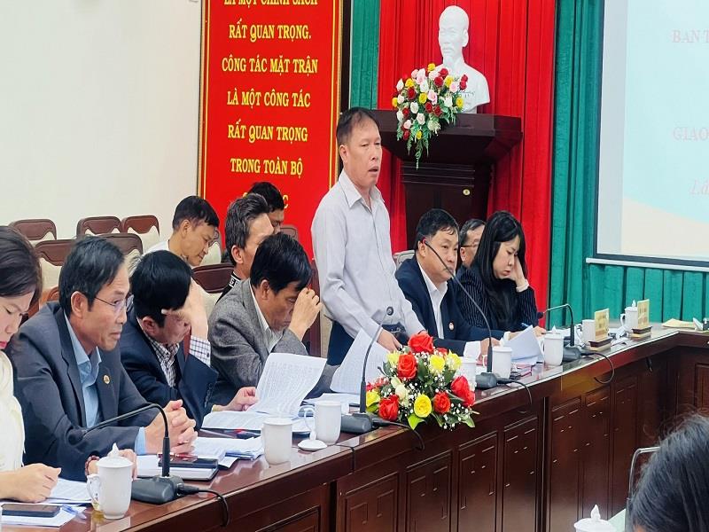 Đại diện Ủy ban MTTQ huyện Đam Rông đề xuất, kiến nghị tại cuộc họp