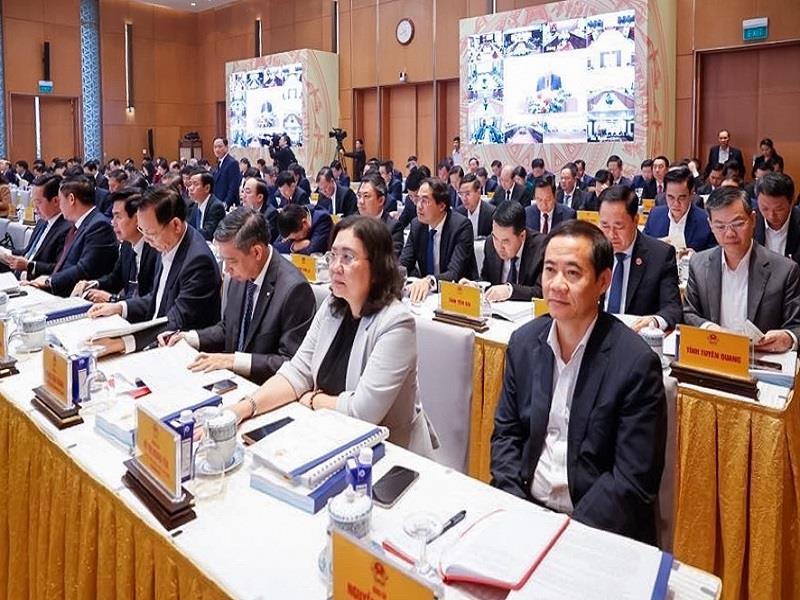 Quyền Bí Thư Tỉnh uỷ Lâm Đồng Nguyễn Thái Học dự hội nghị tại đầu cầu Chính phủ. Ảnh: Nhật Bắc