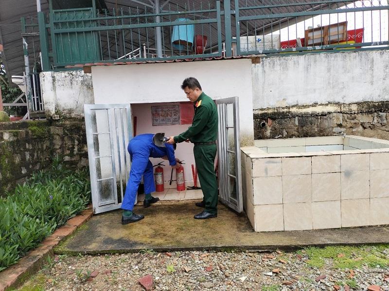 Ban CHQS huyện trang bị đầy đủ các trang thiết bị phục vụ công tác phòng chống cháy nổ