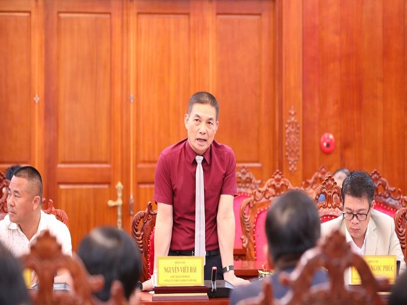 Ông Nguyễn Viết Hải -  Chủ tịch Tập đoàn Sơn Hải trình bày về dự án và nhấn mạnh, đây là tuyến đường rất phức tạp, nên tổng mức đầu tư cao nhưng tập đoàn rất tâm huyết với tuyến cao tốc này, mong muốn được đầu tư bởi đây sẽ là tuyến đường hiệu quả cho khu vực và là tuyến cao tốc đẹp