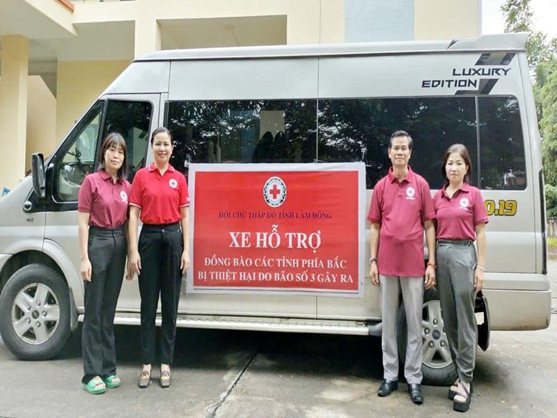 Trao hàng hóa tại Yên Bái