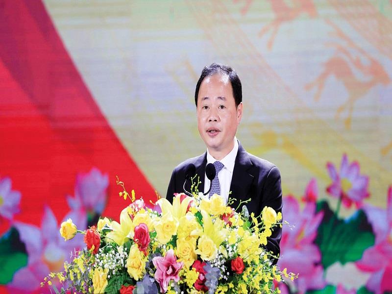 Đồng chí Trần Hồng Thái - Phó Bí thư Tỉnh ủy, Chủ tịch UBND tỉnh ôn lại những trang sử hào hùng của Đảng bộ, quân và dân tỉnh Lâm Đồng qua các thời kỳ đấu tranh cách mạng