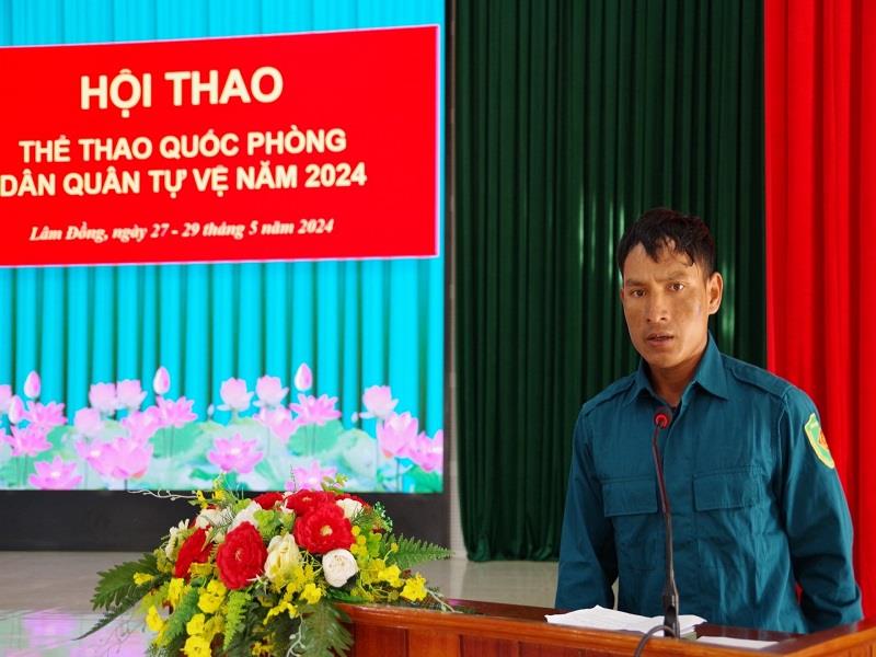 Đại diện vận động viên tuyên thệ trước khi thi đấu