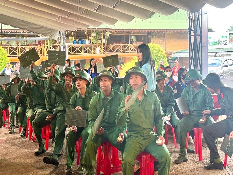 Tuyên truyền phổ biến Luật Nghĩa vụ Quân sự thông qua Cuộc thi Rung chuông vàng