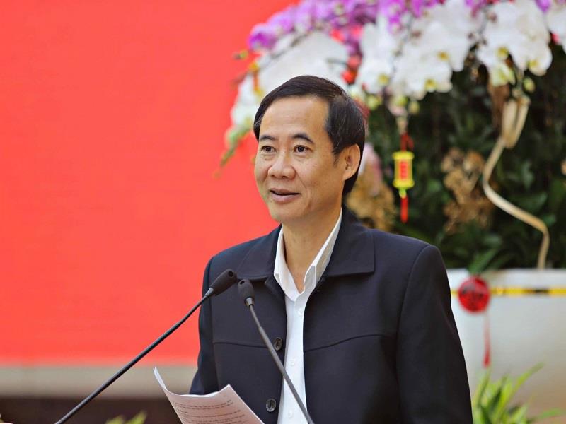 Đồng chí Nguyễn Thái Học - Quyền Bí thư Tỉnh uỷ phát biểu giao nhiệm vụ