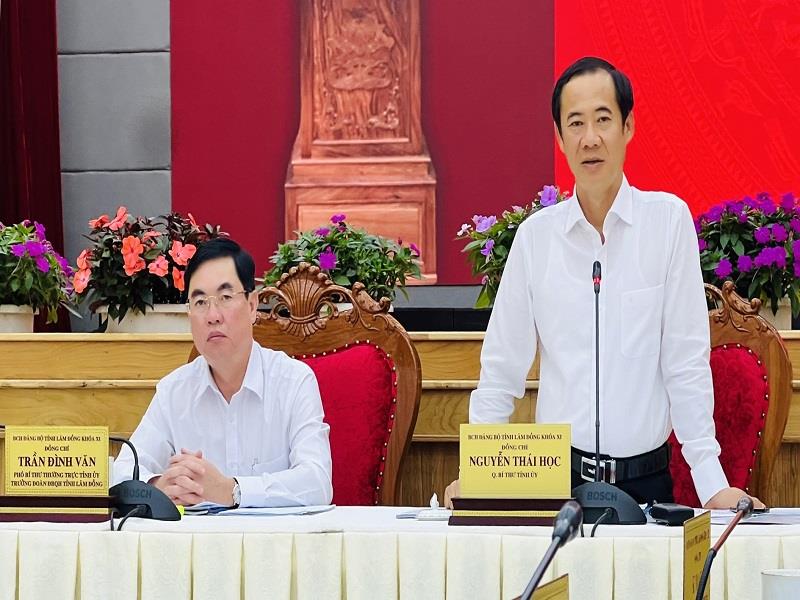 Quyền Bí thư Tỉnh ủy Nguyễn Thái Học kết luận hội nghị