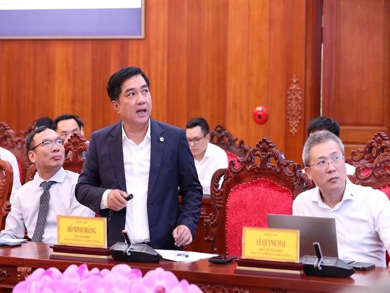 Ông Hồ Minh Hoàng - Chủ tịch HĐQT Tập đoàn Đèo Cả kiến nghị một số vấn đề, trong đó có vấn đề về cơ chế vay vốn đầu tư dự án.