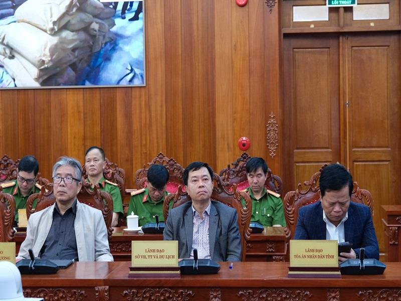 Đại diện lãnh đạo các sở, ngành tham dự Hội nghị