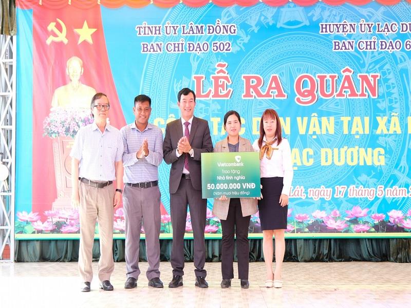 Đảng ủy Khối Doanh nghiệp tỉnh hỗ trợ 1 căn Nhà tình nghĩa