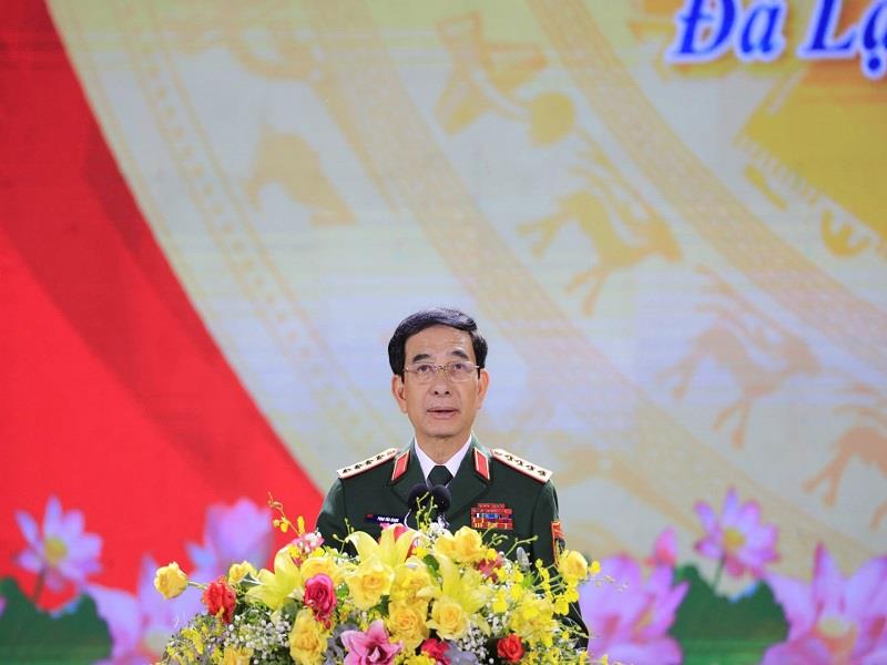 Đại tướng Phan Văn Giang - Ủy viên Bộ Chính trị, Bộ trưởng Bộ Quốc phòng phát biểu tại Lễ kỷ niệm