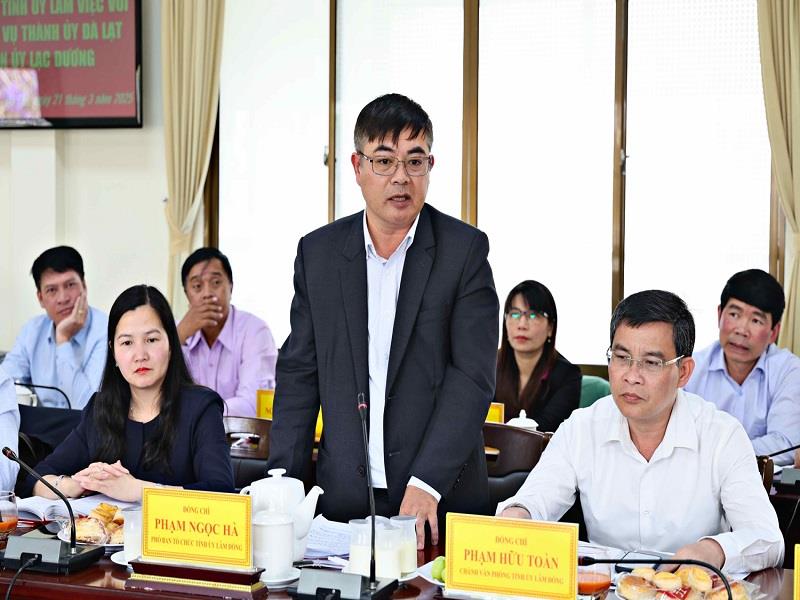 Đồng chí Phạm Ngọc Hà - Phó Trưởng Ban Tổ chức Tỉnh uỷ phát biểu tại buổi làm việc