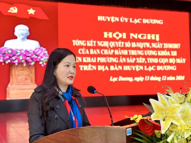 Bí thư Huyện ủy Lạc Dương Trần Thị Chúc Quỳnh quán triệt, triển khai các nội dung tại Hội nghị