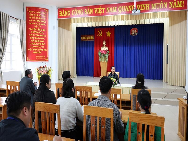 Quyền Bí thư Tỉnh ủy Nguyễn Thái Học thăm và nắm bắt tình hình tại Đảng ủy, UBND thị trấn Lạc Dương