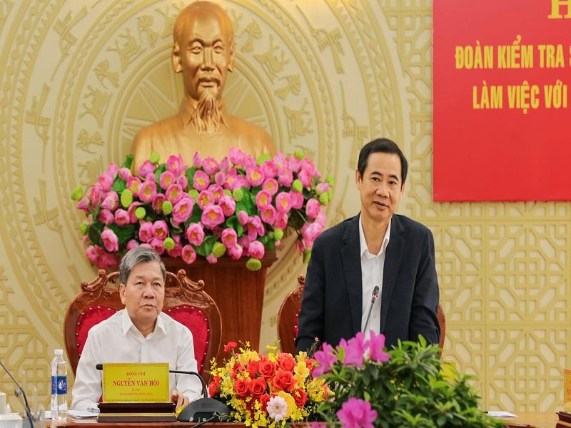 Đồng chí Nguyễn Thái Học - Quyền Bí thư Tỉnh ủy phát biểu tại Hội nghị