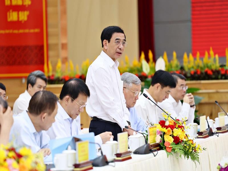 Đồng chí Phan Văn Giang - Ủy viên Bộ Chính trị, Bộ trưởng Bộ Quốc phòng phát biểu một số nội dung liên quan đảm bảo an ninh quốc phòng trong bối cảnh 3 tỉnh sáp nhập