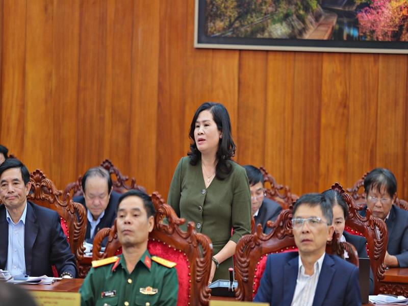Đồng chí Võ Thị Hảo - Giám đốc Sở Khoa học và Công nghệ Lâm Đồng phát biểu đánh giá tình hình lĩnh vực khoa học, công nghệ thời gian qua